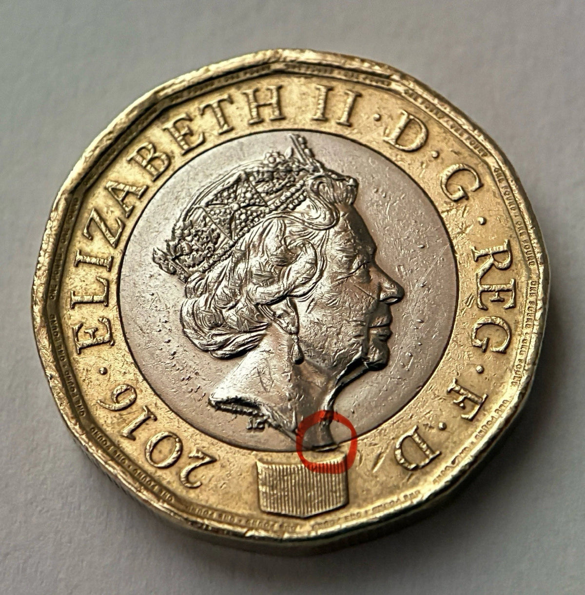 1 Pfund 2016 – Königin Elizabeth II. – Großbritannien – Seltene Fehlprägung / Rarität