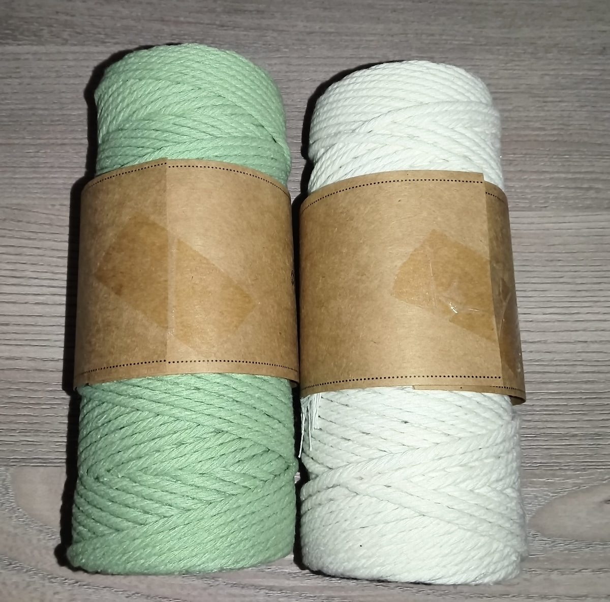Makramee-Garn Salbeigrün & Naturweiß | 2er Set | 100% Baumwolle | 3 mm x 100 m