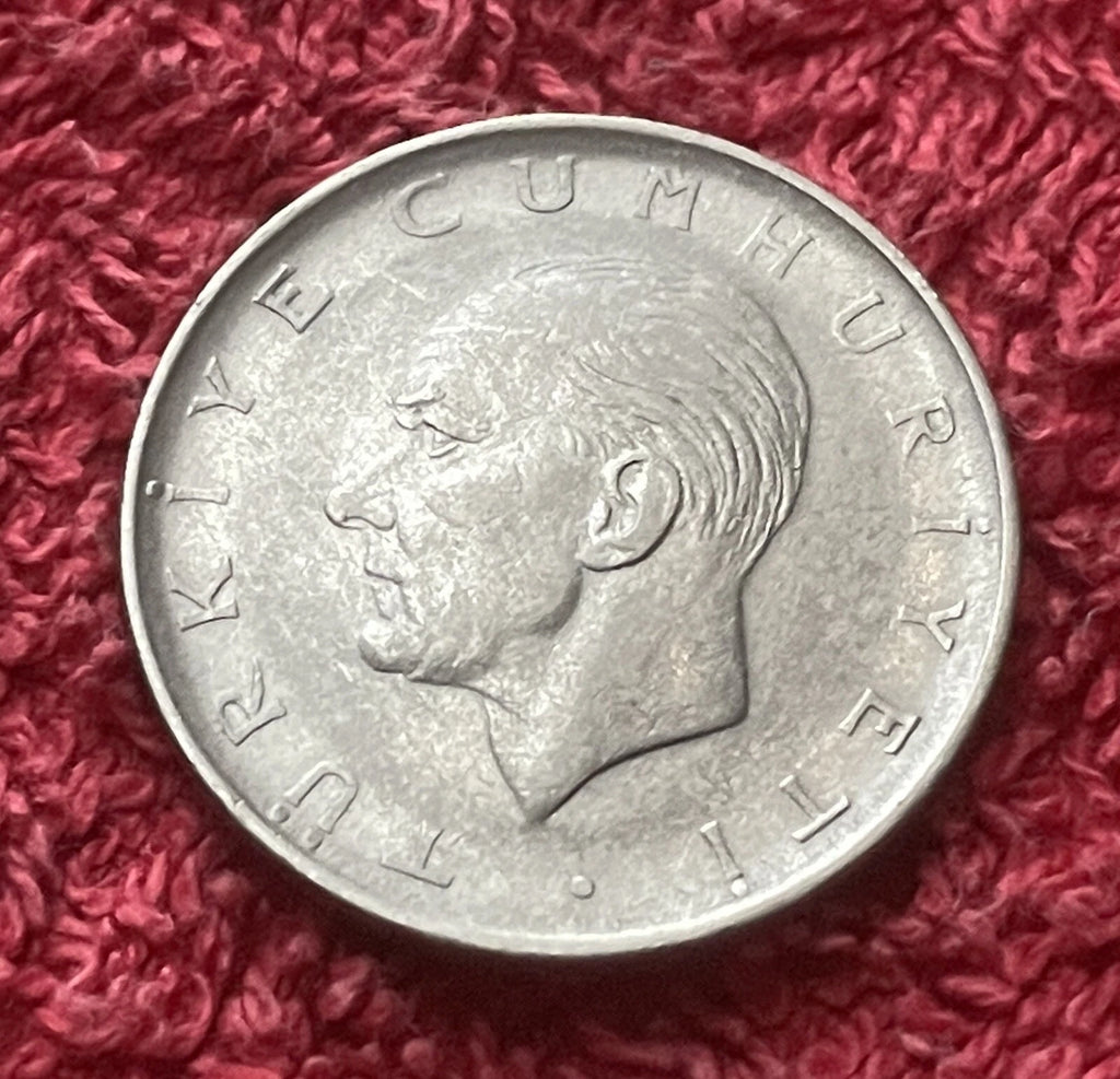 1 Lira 1968 | Türkei | Mustafa Kemal Atatürk | TÜRKİYE CUMHURİYETİ | Edelstahl | Münze