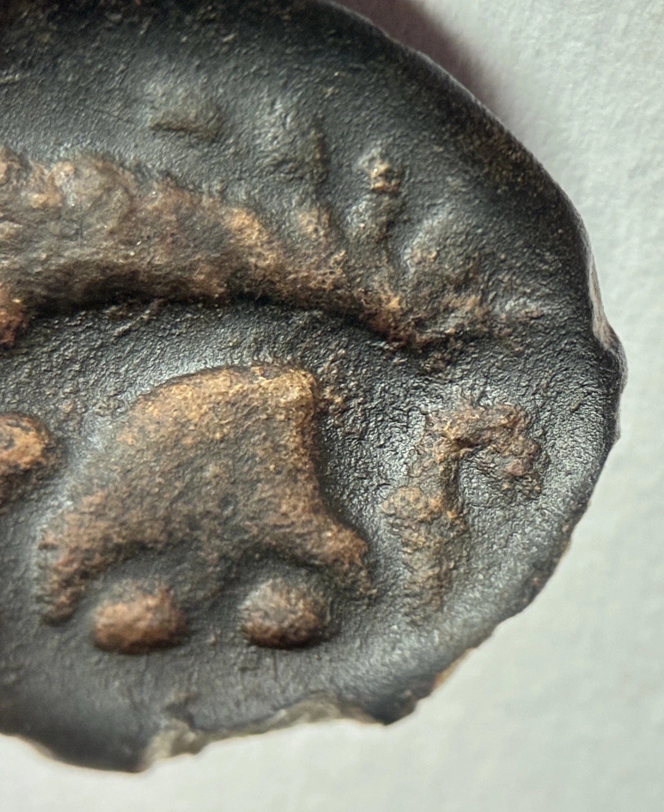 Kelten Gallien Leuci Potin - Obol 150-50 vor Chr. – Antike Bronzemünze / Sehr gut erhalten