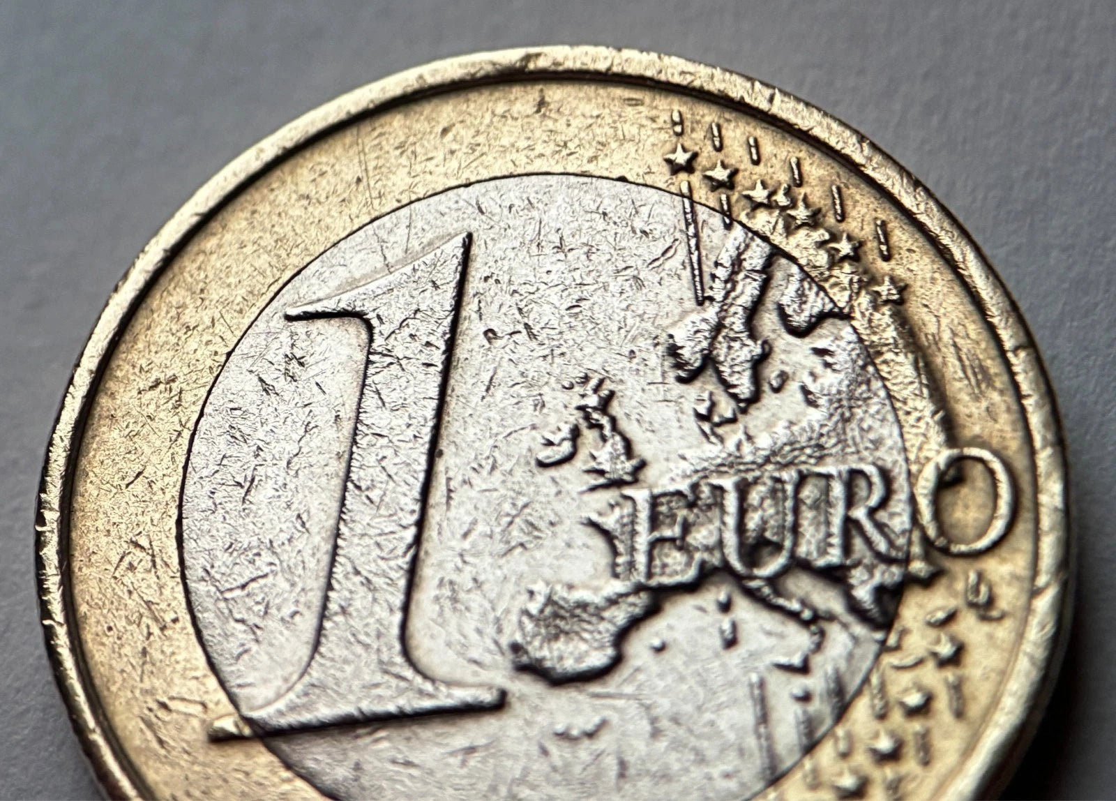 1 Euro 2014 | Lettland | "Milda" Trachtenmädchen | Bi-Metall Münze