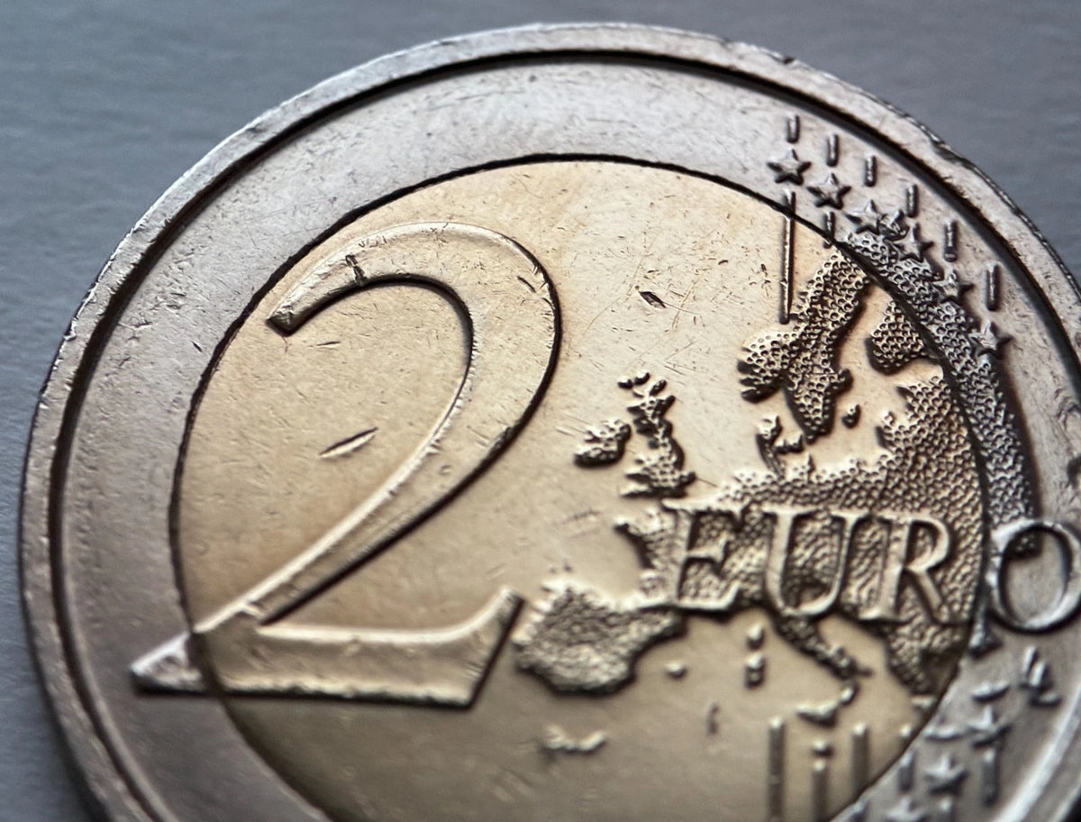 2 Euro 2011 | Belgien | 100 Jahre Frauenrechte | Isala Van Diest & Marie Popelin | Bi-Metall Gedenkmünze | Sehr schön