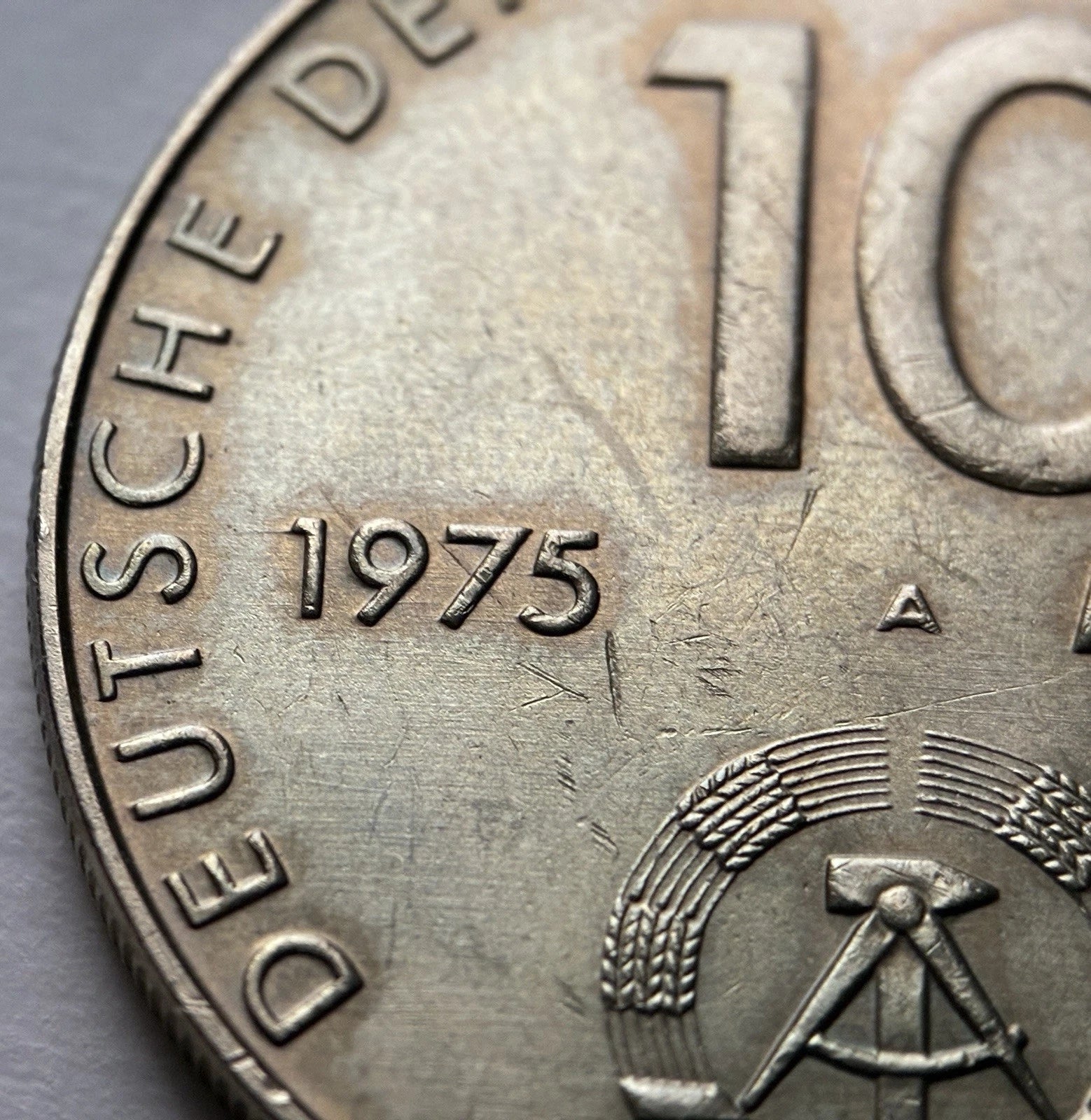 10 Mark 1975 A | Deutsche Demokratische Republik (DDR) | 20 Jahre Warschauer Vertrag | Kupfer-Zink-Nickel | Gedenkmünze | sehr schön