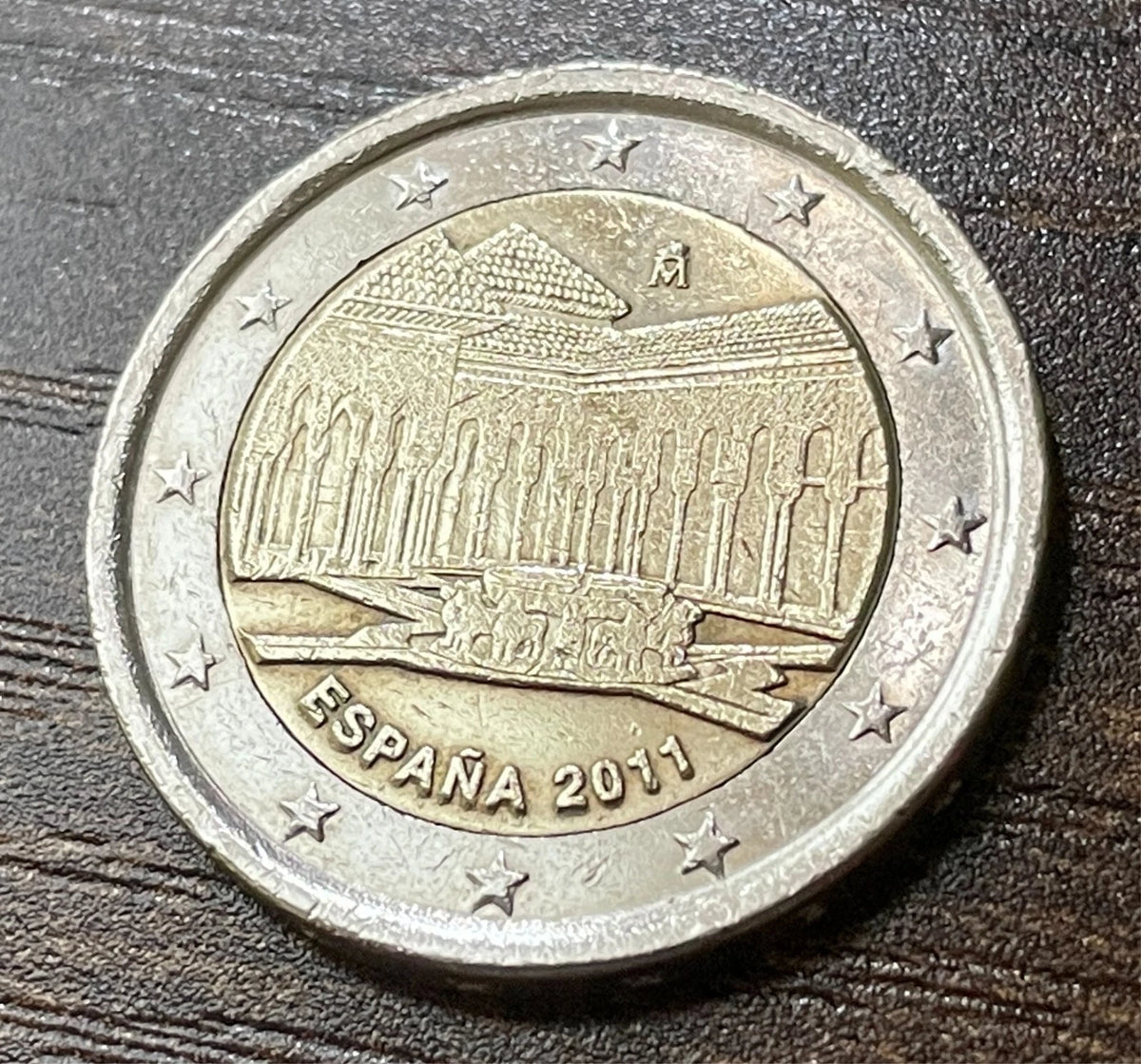 2 Euro 2011 | Spanien | Löwenhof von Granada, Alhambra | Bi-Metall Münze | schön