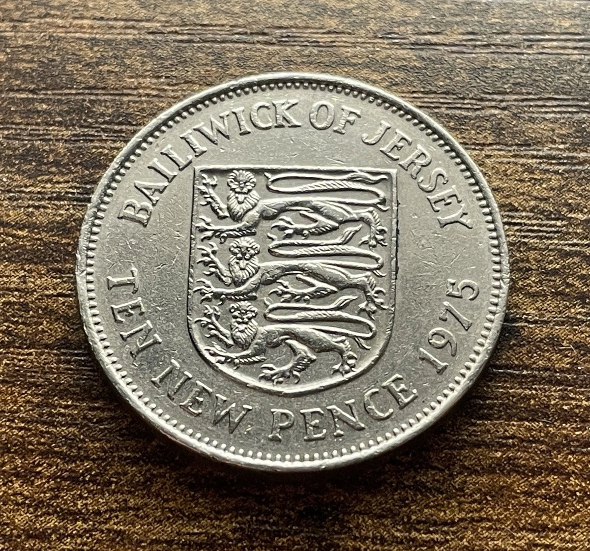 10 New Pence 1975 | Jersey | Bailiwick of Jersey | Elizabeth II. | Kupfer-Nickel Münze | schön