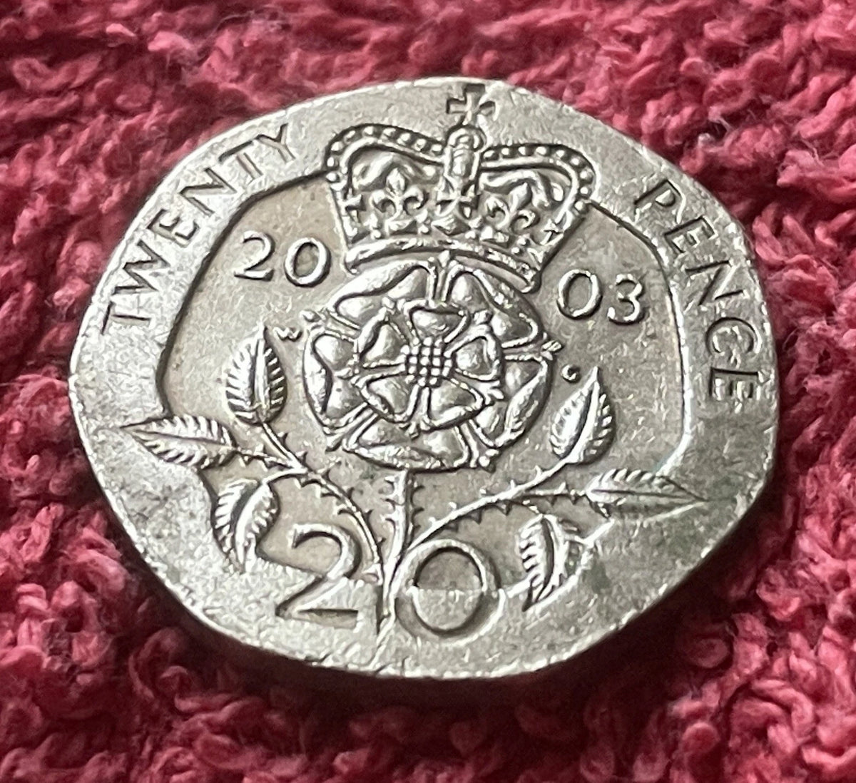 20 Pence 2003 | Großbritannien | Elizabeth II. | Tudor-Rose | Kupfer-Nickel Münze | schön