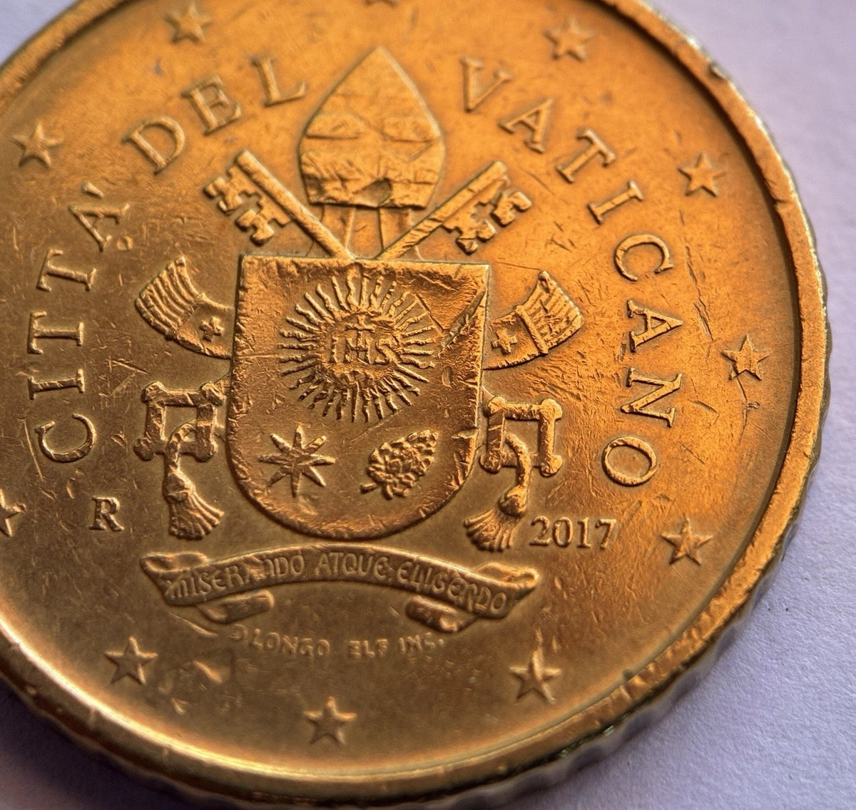 50 Cent 2017 | Vatikanstadt | Wappen von Papst Franziskus | Münze aus Nordischem Gold | Sehr schön