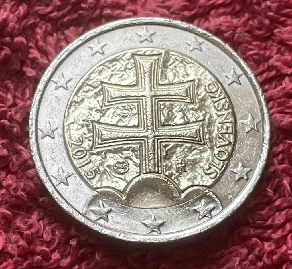 2 Euro 2015 | Slowakei | Patriarchenkreuz | SLOVENSKO | Bi-Metall Münze | Schön