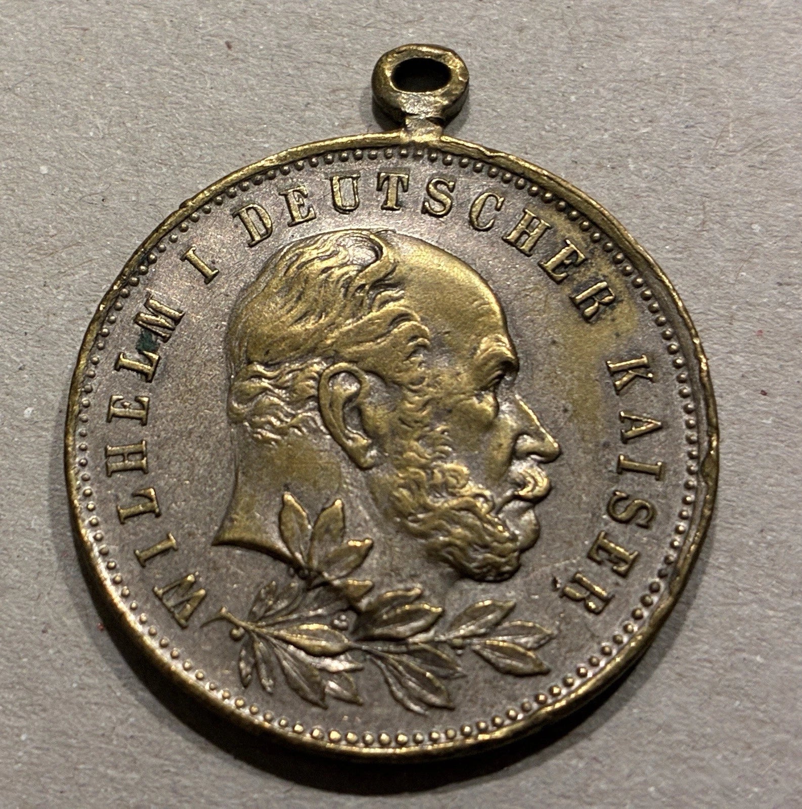 Medaille Wilhelm I. – 100. Geburtstag 1897 | Kaiserreich Preußen Gedenkprägung mit Öse