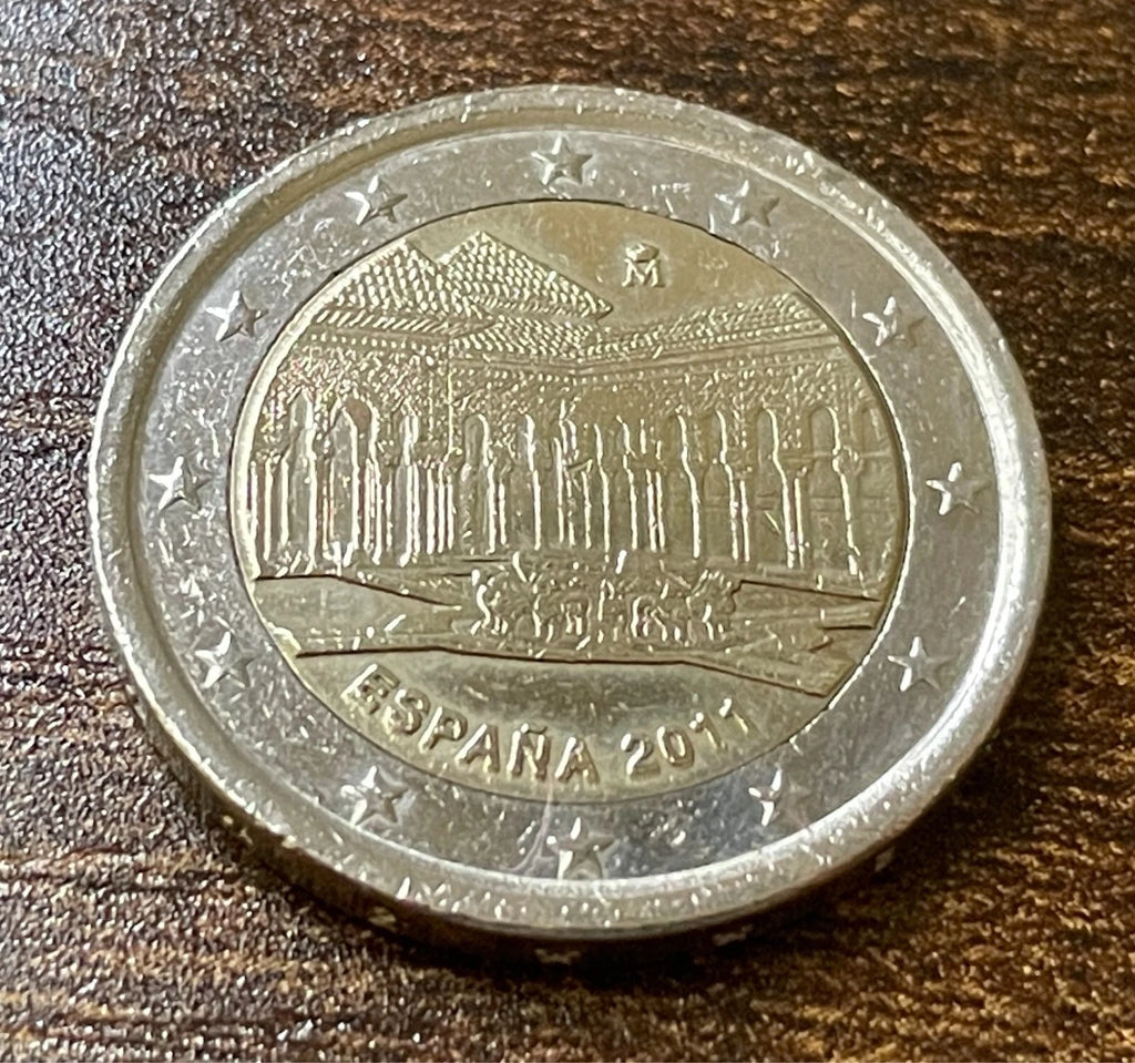 2 Euro 2011 | Spanien | Löwenhof von Granada, Alhambra | Bi-Metall Münze | schön