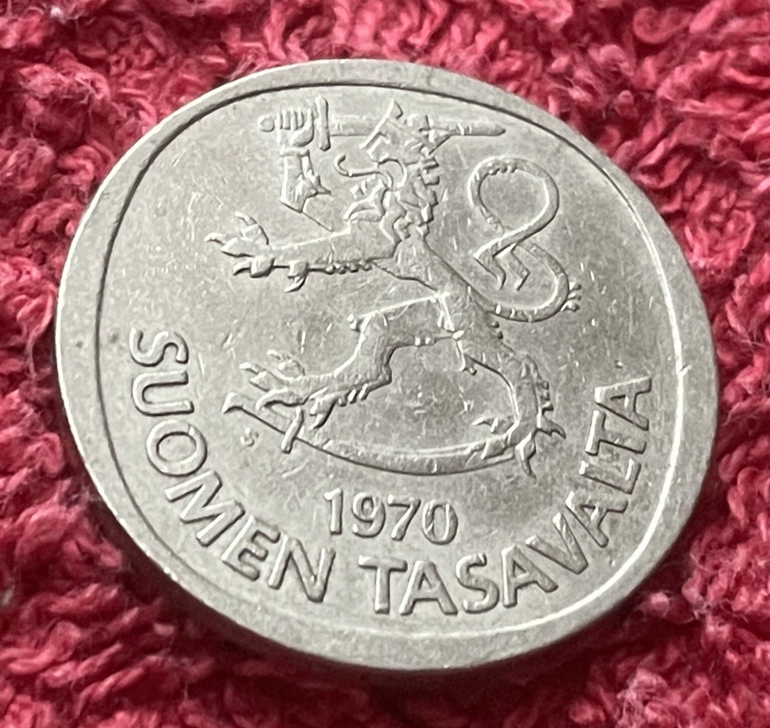 1 Markka 1970 | Finnland | Finnischer Löwe | SUOMEN TASAVALTA | Kupfer-Nickel | Münze