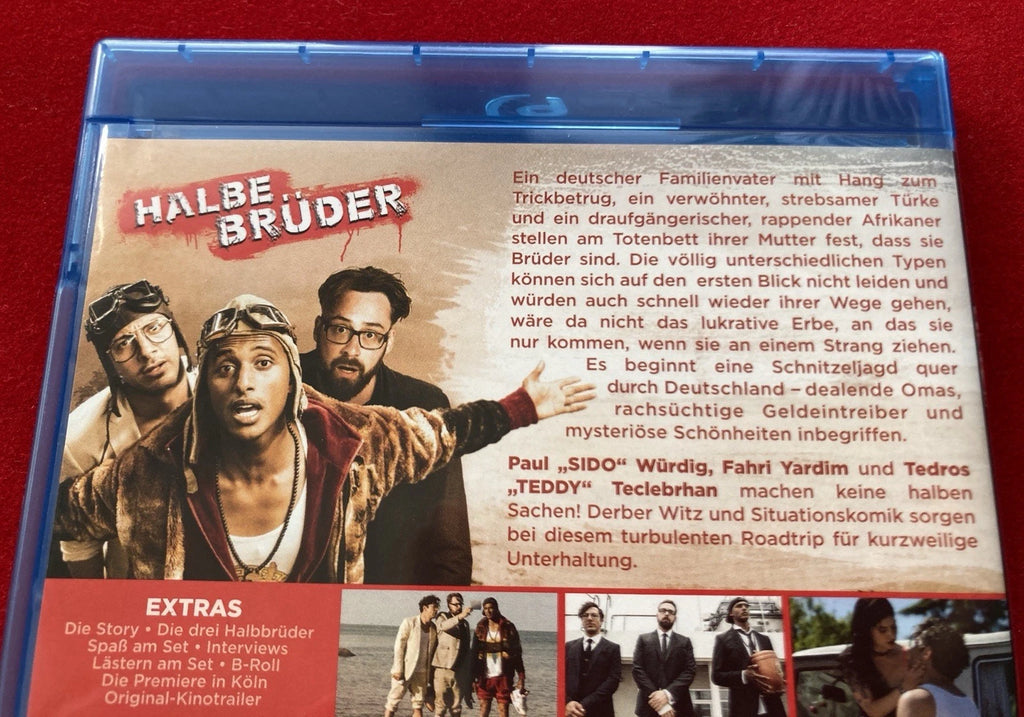 Halbe Brüder – Blu-Ray Film (mit Sido, Fahri Yardim, Tedros Teclebrhan) / FSK 12 / Neuwertig