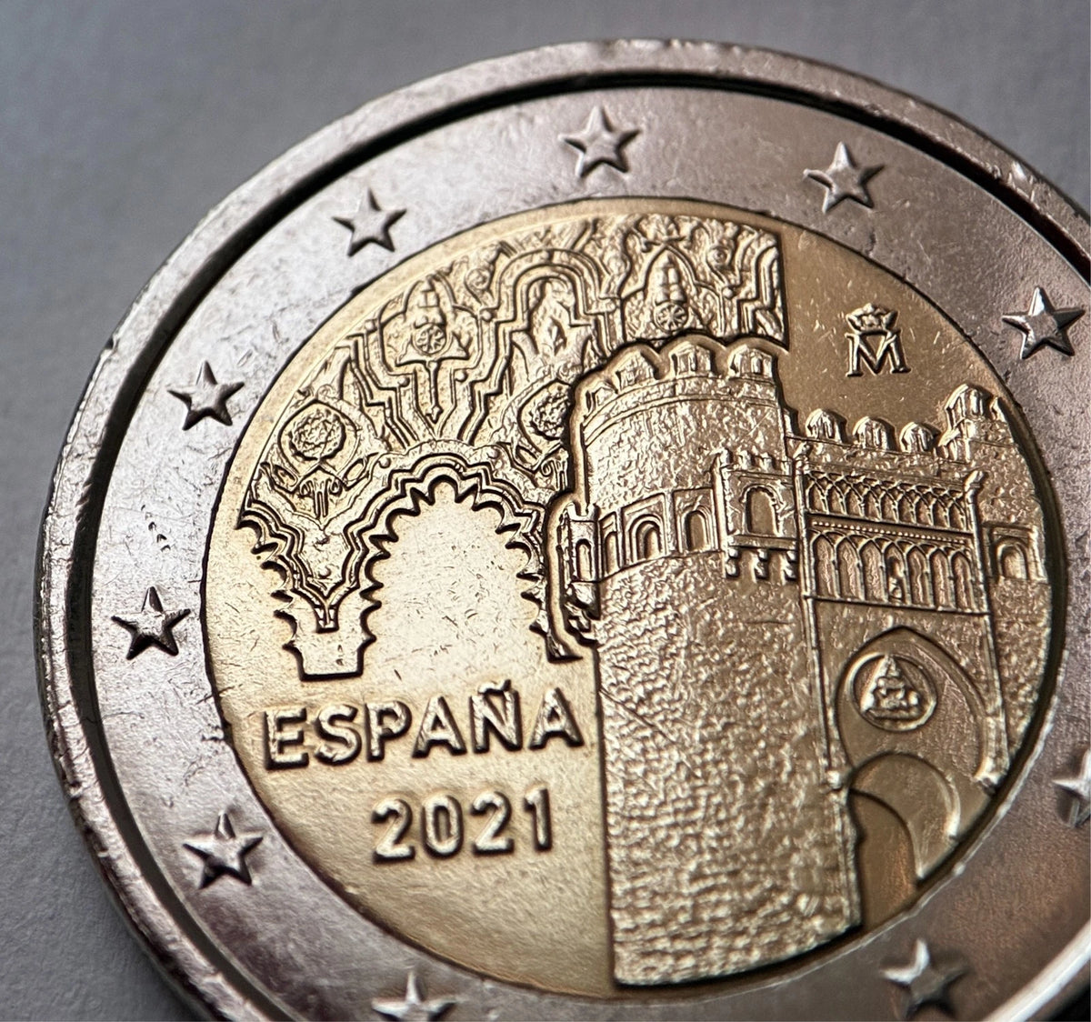 2 Euro 2021 | Spanien | UNESCO-Welterbe Toledo - Puerta del Sol | Bi-Metall Gedenkmünze | schön
