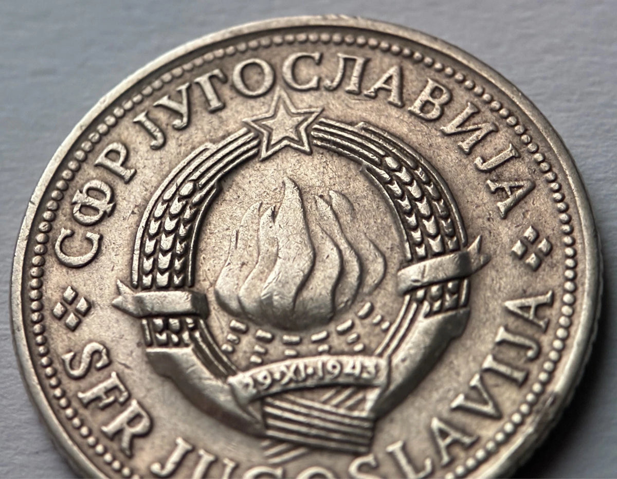2 Dinara 1977 | Jugoslawien | SFR Jugoslavija | Kupfer-Zink-Nickel Münze | schön