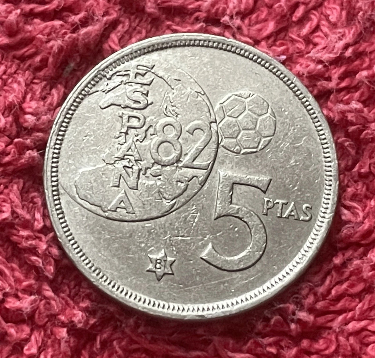 5 Pesetas 1980 *81 | Spanien | König Juan Carlos I. | Fußball WM 1982 | Kupfer-Nickel Münze | schön