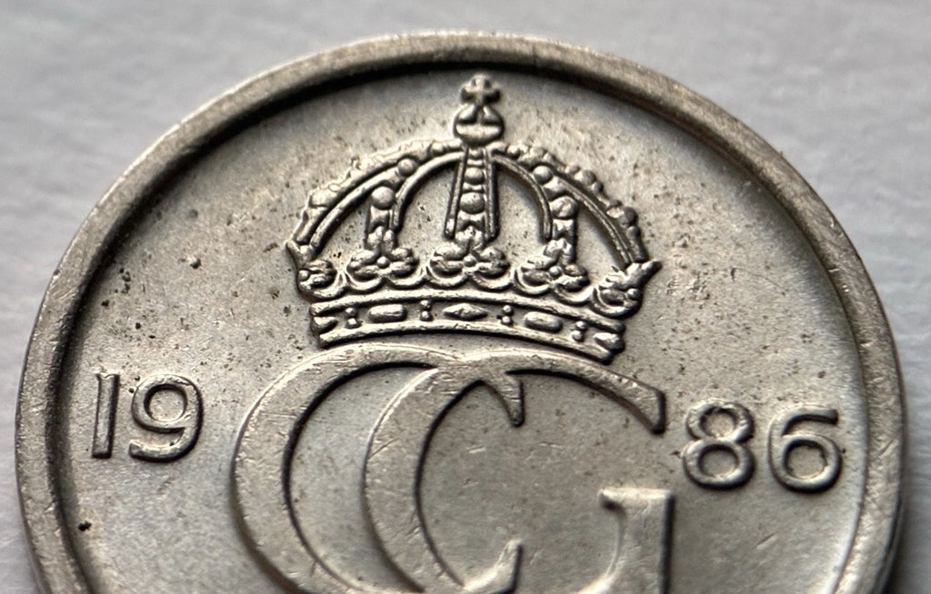 10 Öre 1986 | Schweden | Carl XVI. Gustaf Monogramm | Kupfer-Nickel Münze | schön