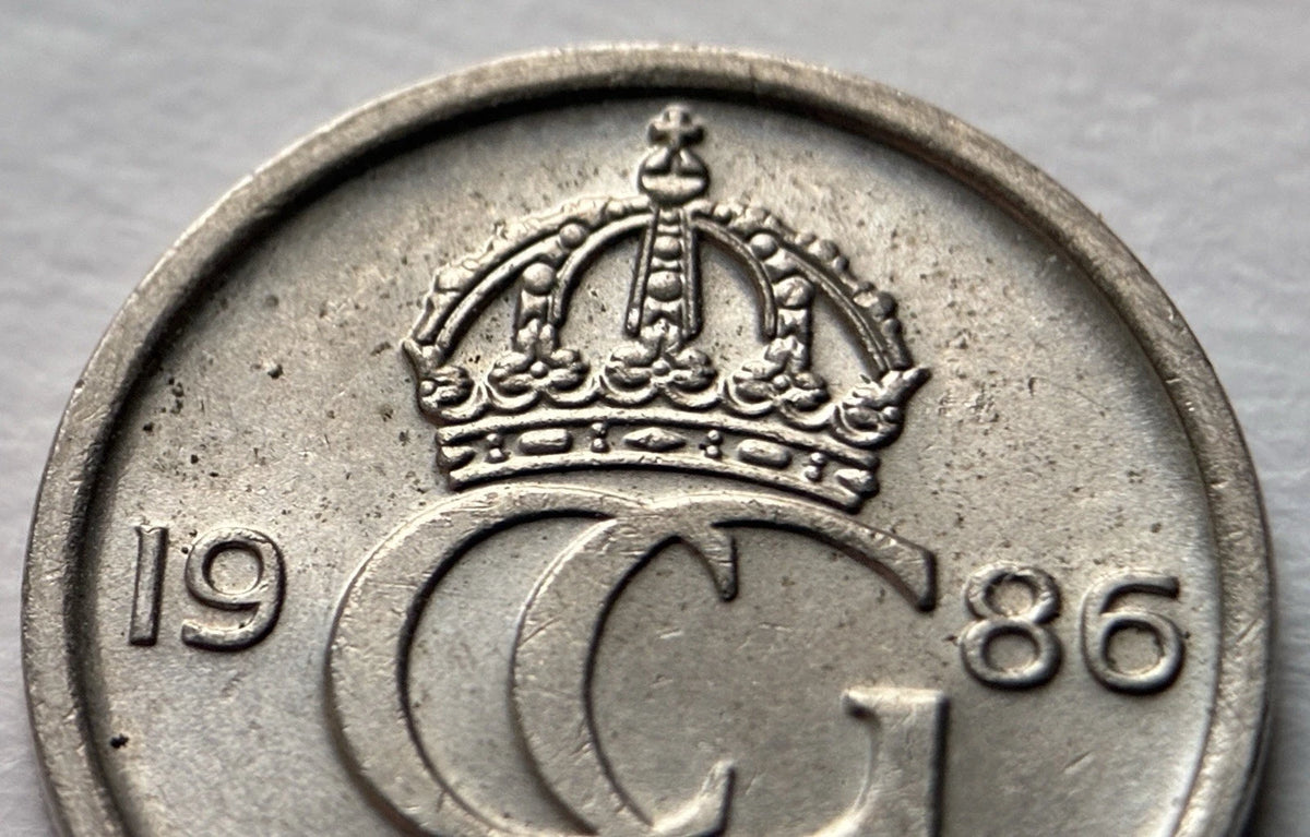 10 Öre 1986 | Schweden | Carl XVI. Gustaf Monogramm | Kupfer-Nickel Münze | schön