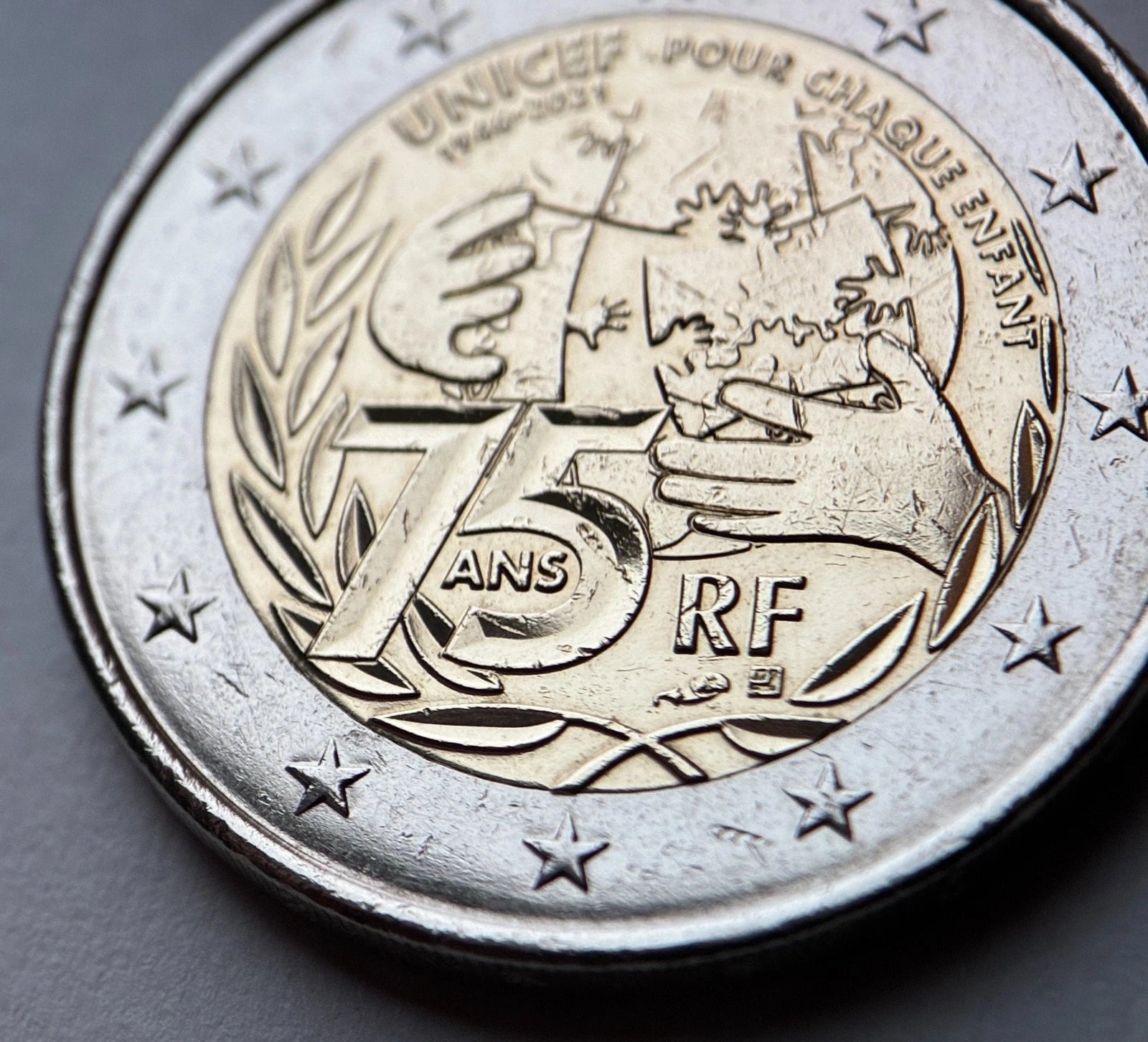 2 Euro 2021 | Frankreich | 75. Jahrestag der Gründung von UNICEF | Bi-Metall Münze