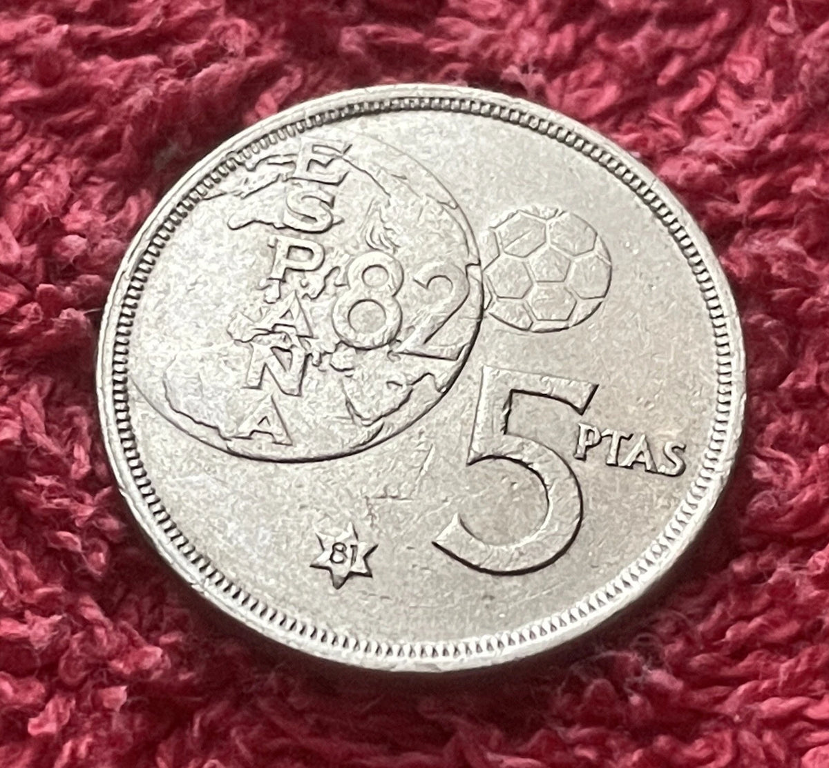5 Pesetas 1980 *81 | Spanien | König Juan Carlos I. | Fußball WM 1982 | Kupfer-Nickel Münze | schön