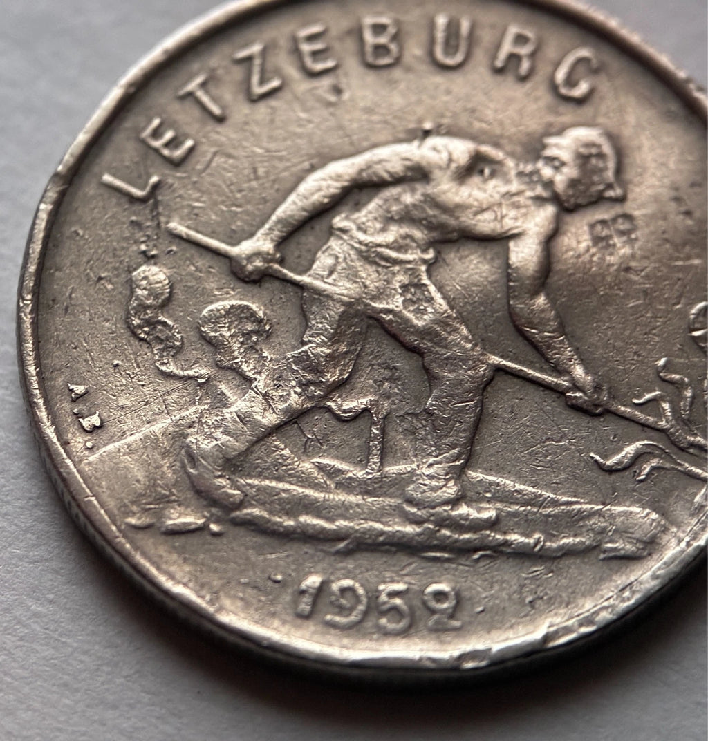 1 Franc 1952 | Luxemburg | „Feierstëppler“ | Großherzogin Charlotte | Kupfer-Nickel-Münze | schön