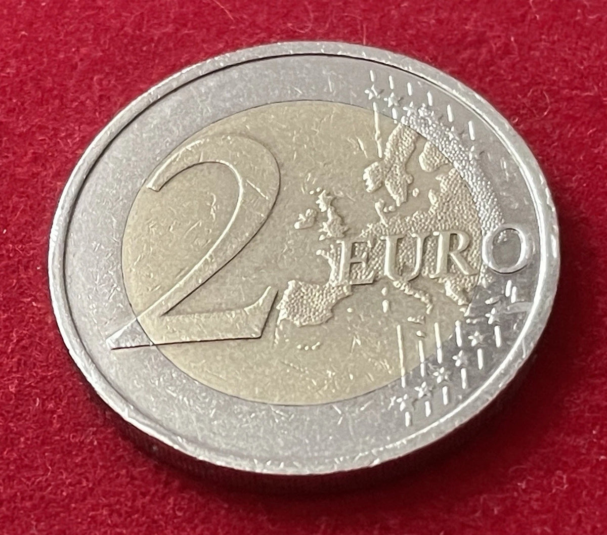 2 Euro 2014 | Lettland | Lettisches Trachtenmädchen | LATVIJAS REPUBLIKA | Bi-Metall Münze | schön