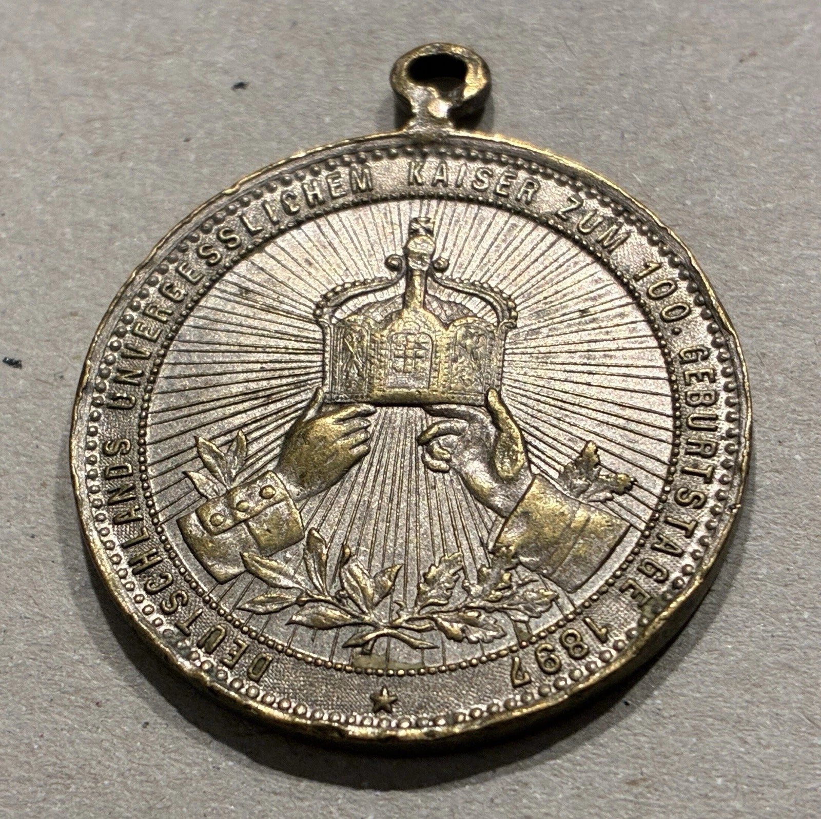 Medaille Wilhelm I. – 100. Geburtstag 1897 | Kaiserreich Preußen Gedenkprägung mit Öse