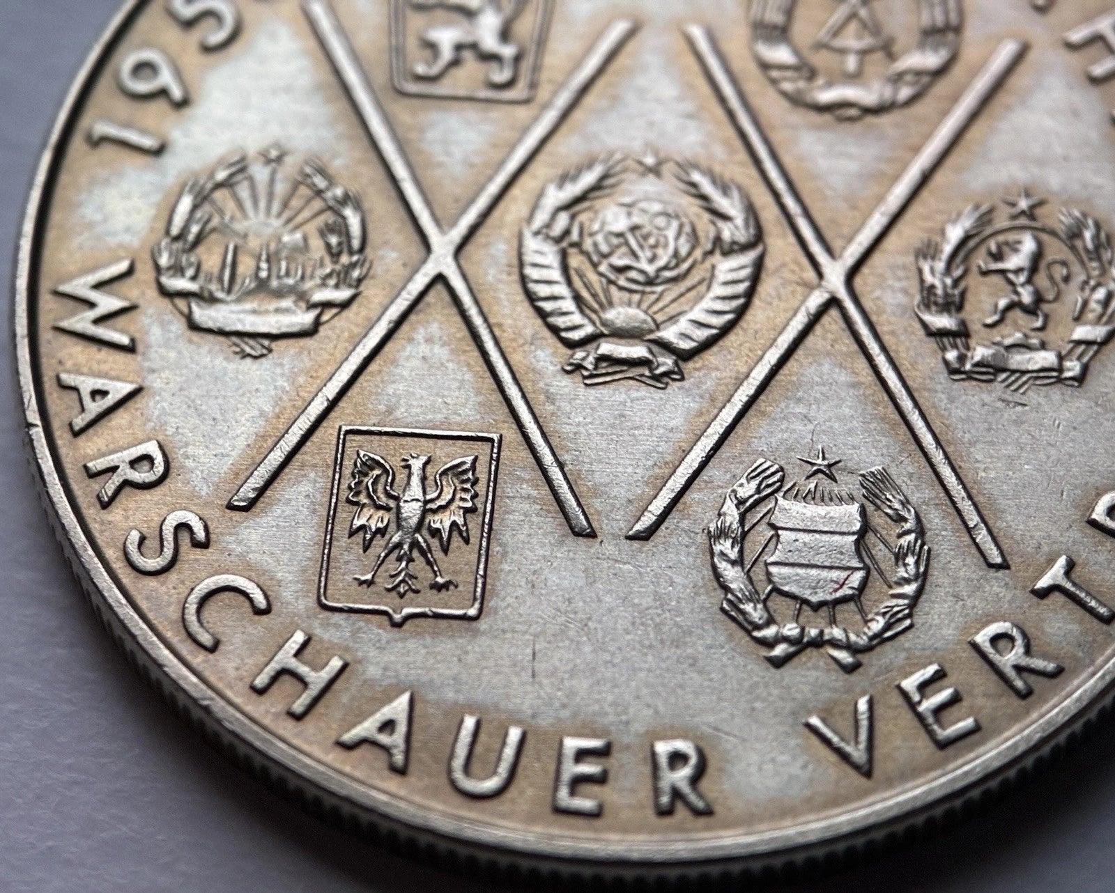 10 Mark 1975 A | Deutsche Demokratische Republik (DDR) | 20 Jahre Warschauer Vertrag | Kupfer-Zink-Nickel | Gedenkmünze | sehr schön