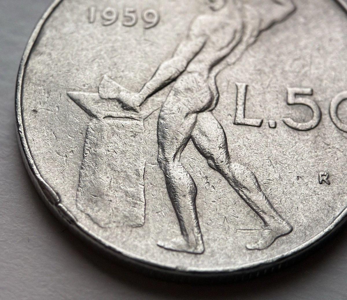 50 Lire 1959 | Italien | Schmied Vulcano am Amboss | Edelstahl Münze | schön