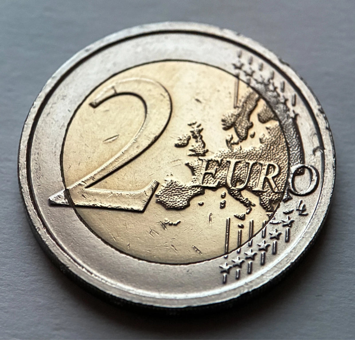 2 Euro 2011 | Belgien | 100 Jahre Frauenrechte | Isala Van Diest & Marie Popelin | Bi-Metall Gedenkmünze | Sehr schön