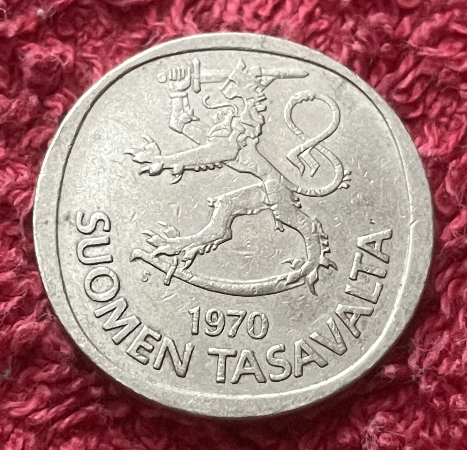 1 Markka 1970 | Finnland | Finnischer Löwe | SUOMEN TASAVALTA | Kupfer-Nickel | Münze