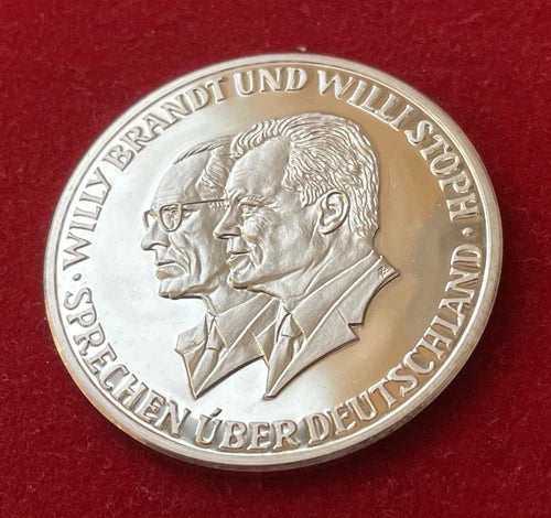 Sprechen über Deutschland | Willy Brandt & Willi Stoph | Historisches Gipfeltreffen Erfurt Kassel 1970 | Feinsilber Gedenkmedaille | vorzüglich