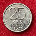 25 Øre 1976 | Norwegen | König Olav V. | Kupfer-Nickel-Legierung Münze | sehr schön